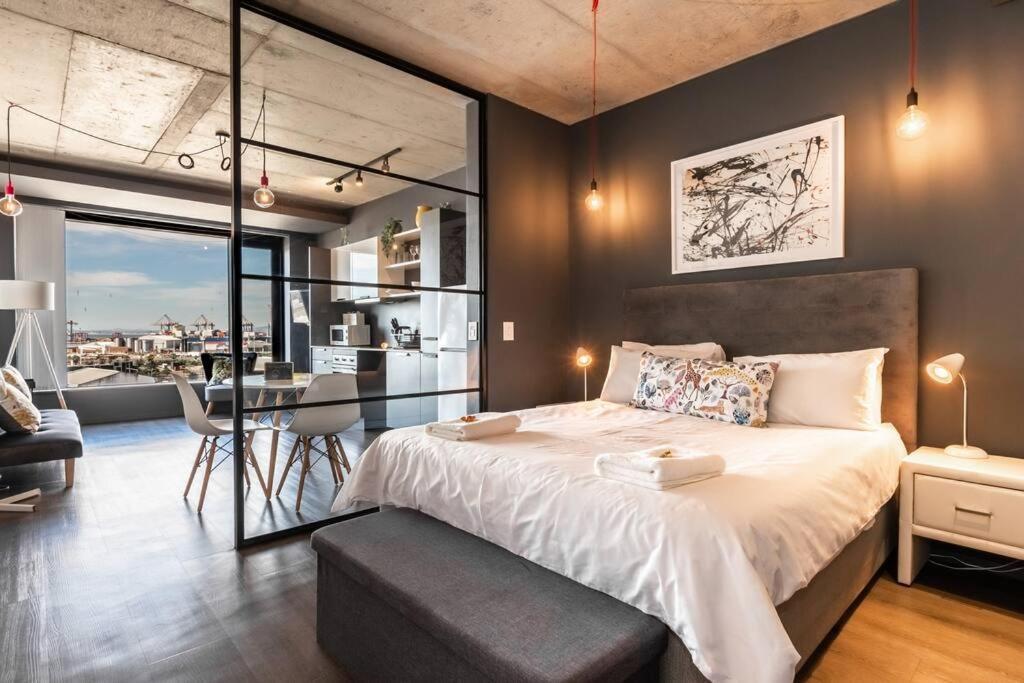 Wex836 - 8th Floor With Parking, Pool & Gym * Cape Town