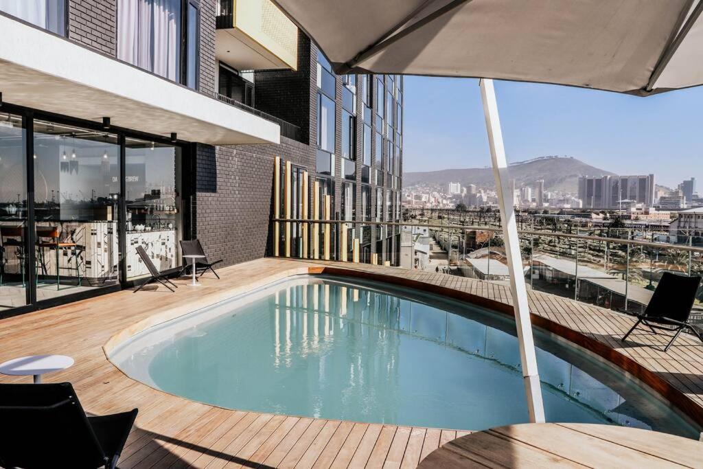 Apartment Wex836 - 8th Floor With Parking, Pool & Gym Cape Town