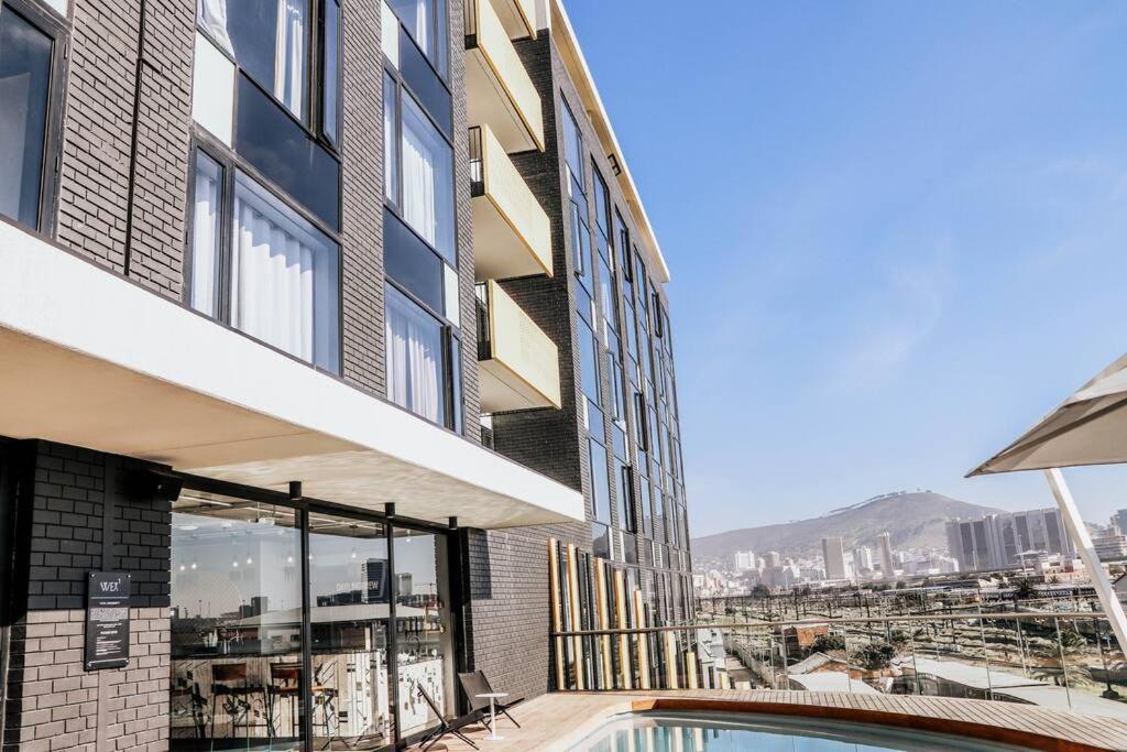 Wex836 - 8th Floor With Parking, Pool & Gym * Cape Town